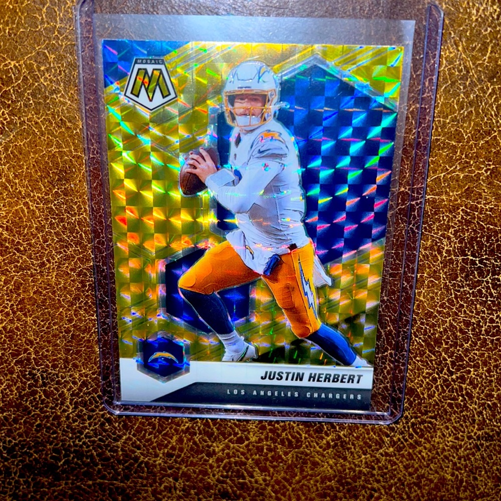 2021 Panini Mosaic Prizm Justin Herbert card 111